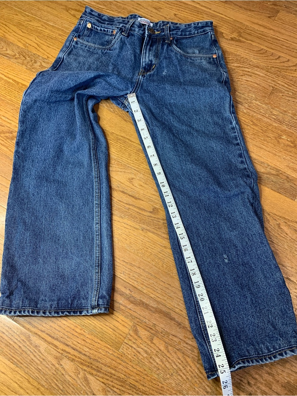Levi's Men's Relaxed Straight-Leg Jeans in Medium Blue Denim - Picture 7 of 12